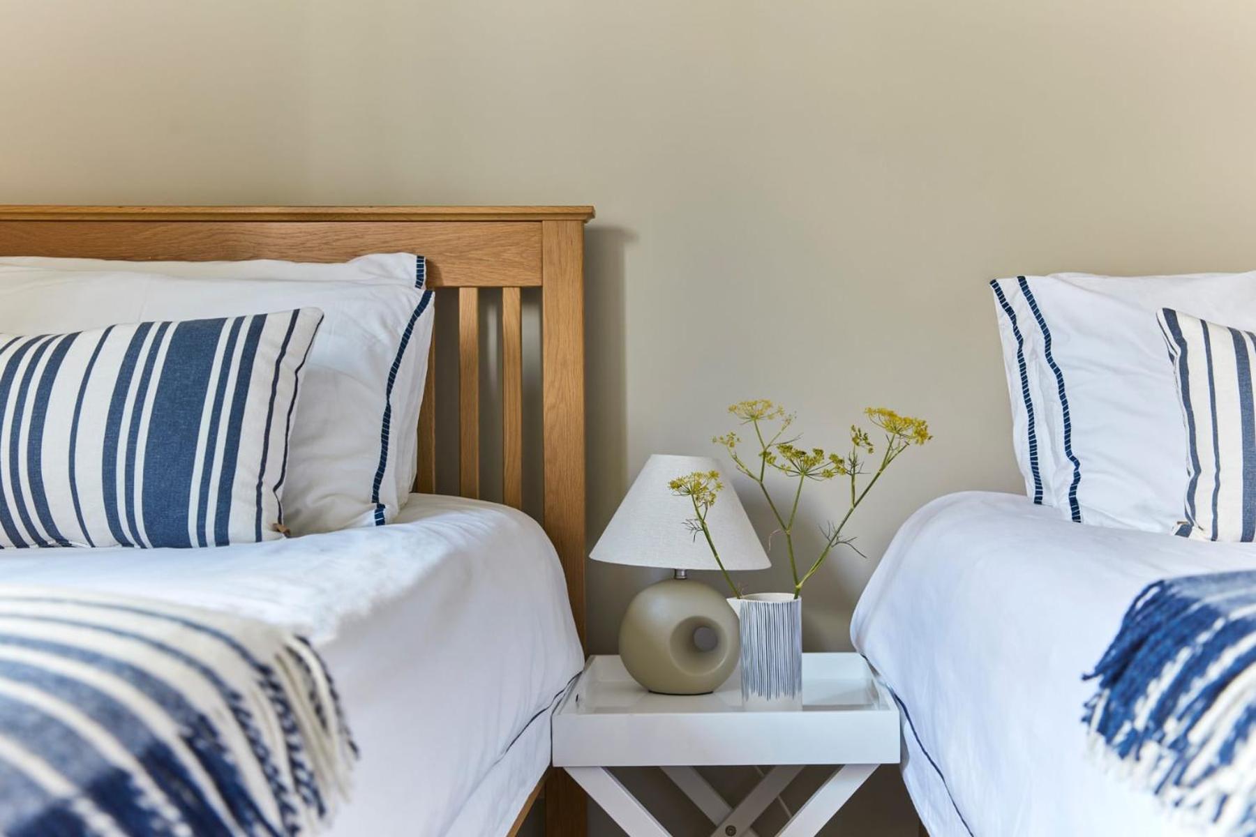 Bosun Cottage - Boutique Retreat On The Beach Deal Ngoại thất bức ảnh